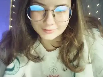 Chaturbate Live Sex Cam of moodiemira