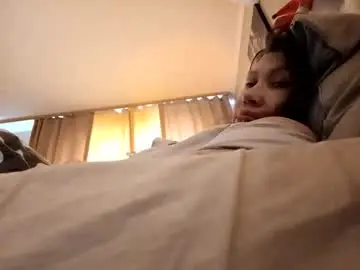 Chaturbate Live Sex of roxolanaa_sexy