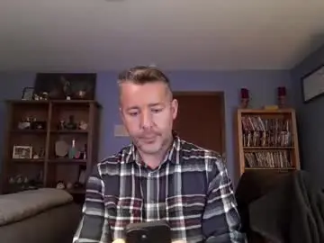 Chaturbate Live Sex Cam of chrisw8121