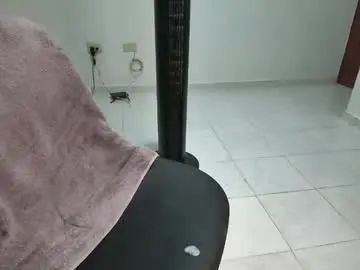 Chaturbate Free Porn Cam of dollarhot30