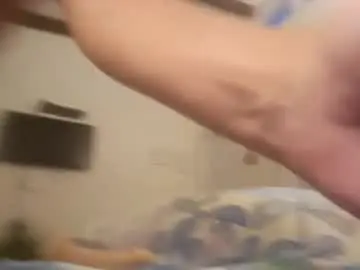 Chaturbate Free Porn Cam of fillmylittlehole