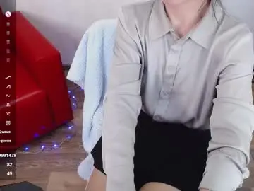 Chaturbate Live Sex of izzy_cam