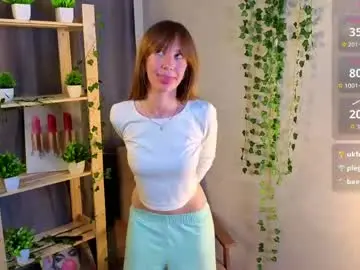Chaturbate Live Sex Cam of moliacenamere