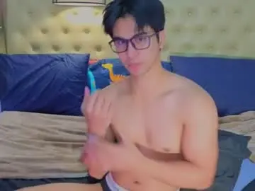 Chaturbate Best live sex cam show of reidalert69