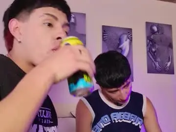 Chaturbate Adult Video Chat of steveen_1604