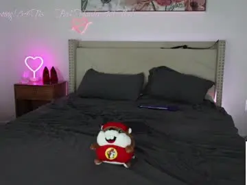 Chaturbate Watch Live Sex Cams of ari_lovexo