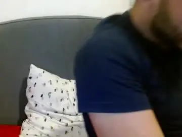 Chaturbate Live Sex Cam of hornyasfuckk33