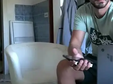 Chaturbate Free Porn Cam of hornyasfuckk33