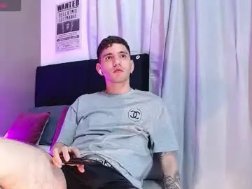 Chaturbate Watch Live Sex Cams of matteo12_