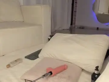 Chaturbate Best live sex cam show of sara_evans01