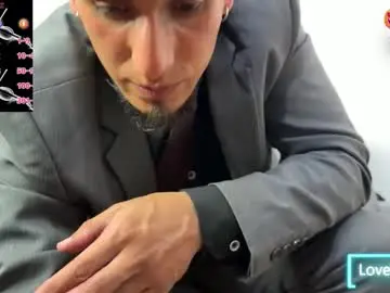 Chaturbate Free Porn Cam of tom_blunt96