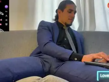 Chaturbate Best live sex cam show of tom_blunt96