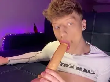 Chaturbate Sex Chat of andytwinkkk