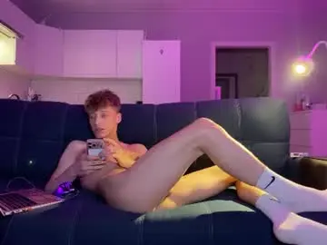 Chaturbate Sex Cam of andytwinkkk