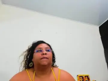 Chaturbate Free Porn Cam of lynn_and_esteban