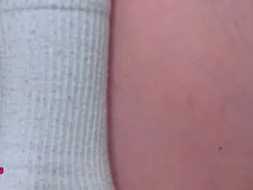 Chaturbate Live Sex Cam of caramelangels