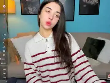 Chaturbate Live Sex Cam of dilara_a