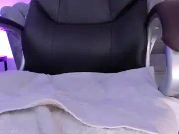 Chaturbate Best live sex cam show of issi_loren