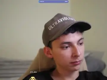 Chaturbate Live Sex Cam of archi_love