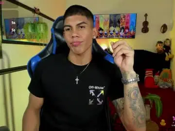 Chaturbate Nude Webcam of damian_latinxxx