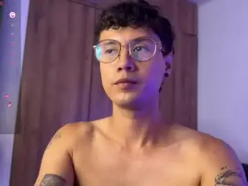 Chaturbate Sex Chat of leaneseb