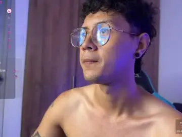 Chaturbate Live Porn of leaneseb