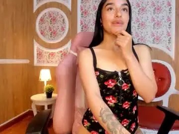 Chaturbate Live Sex Cam of tash_blossom