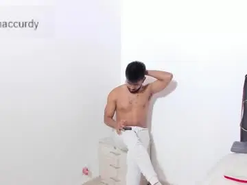 Chaturbate Free Live Porn of taylormaccurdy_