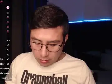 Chaturbate Private Sex Chat of andrewmhilton_