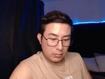 Chaturbate Live Sex of andrewmhilton_