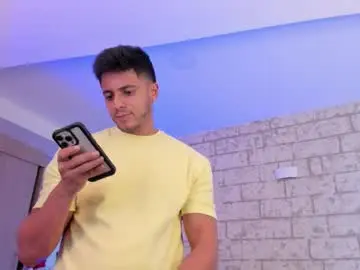 Chaturbate Free Porn Cam of ashton_coleman_