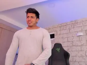 Chaturbate Nude Webcam of ashton_coleman_