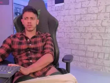 Chaturbate Watch Live Sex Cams of ashton_coleman_