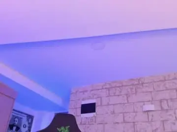 Chaturbate Free Porn Cam of ashton_coleman_