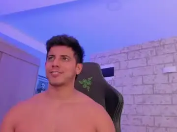 Chaturbate Live Sex Cam of ashton_coleman_