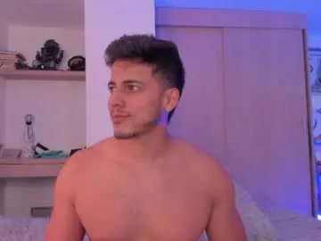 Chaturbate Live Sex Cam of ashton_coleman_