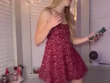 Chaturbate Free Porn Cam of elliee81