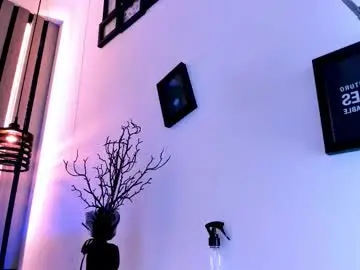 Chaturbate Adult Webcams of johnsonisaac94_