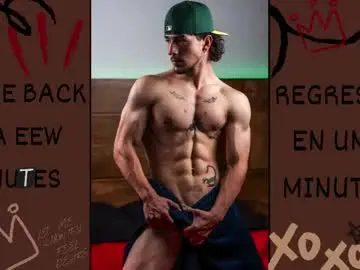 Chaturbate Nude Webcam of valentino_2201