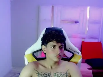 Chaturbate Private Sex Chat of yosepp_cum