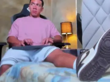 Chaturbate Live Porn of bastian_franco01