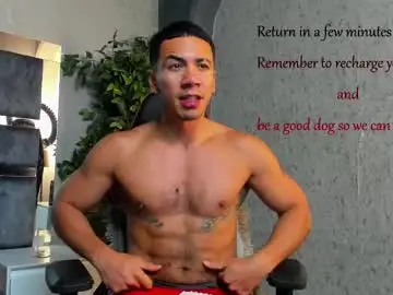 Chaturbate Live Sex Cam of bastian_franco01