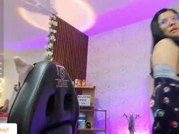 Chaturbate Live Sex Cam of blue_tay1