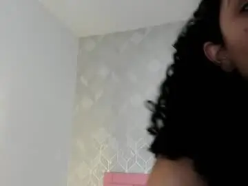 Chaturbate Adult Webcams of emma_scott_7