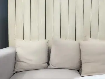 Chaturbate Free Porn Cam of shy_schoolgirl_