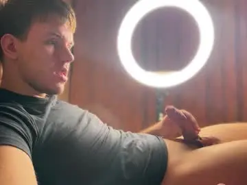 Chaturbate Nude Webcam of christophertan