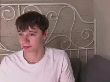 Chaturbate Live Sex of hugebangins_