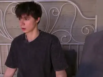 Chaturbate Adult Video Chat of hugebangins_