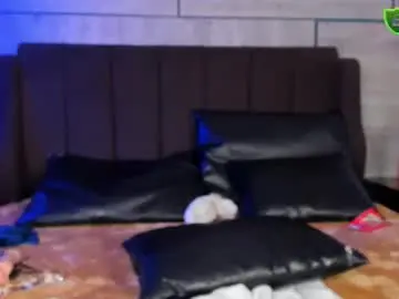 Chaturbate Live Sex Cam of lizzysato