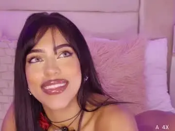 Chaturbate Adult Video Chat of mami_natacha19x